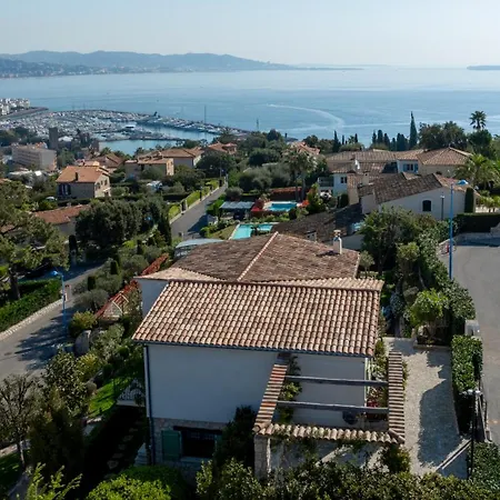 Villa Riviera